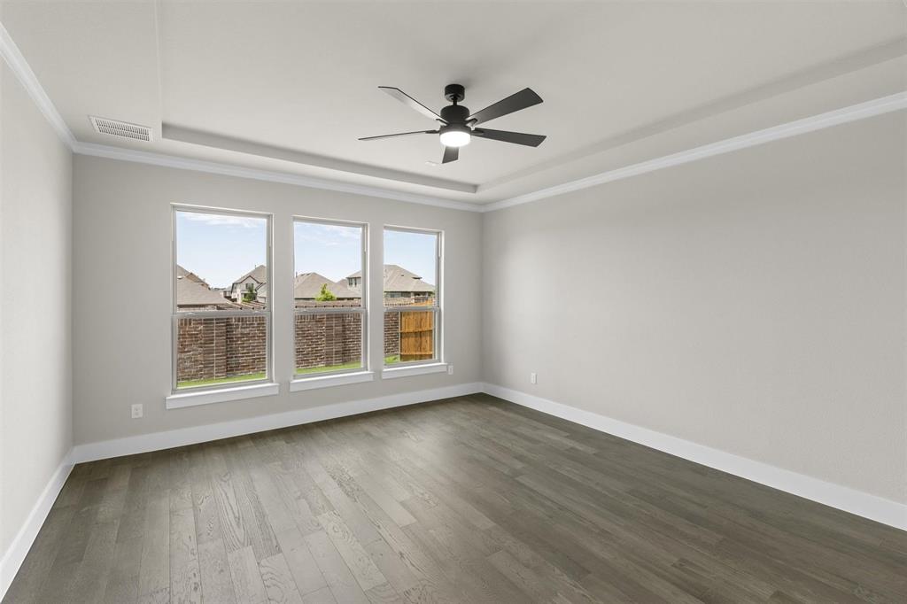 421 Curtiss Drive Property Photo 15