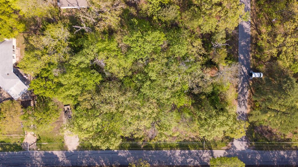 1364 Utopia Road Property Photo 4