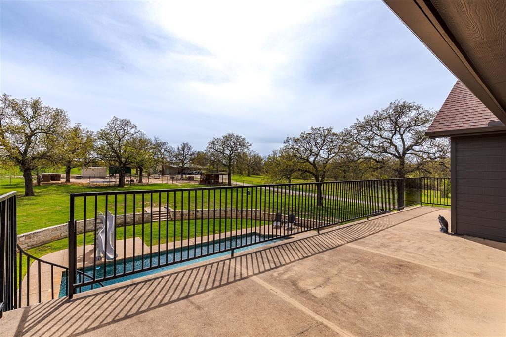 318 E Lone Star Road Property Photo 30