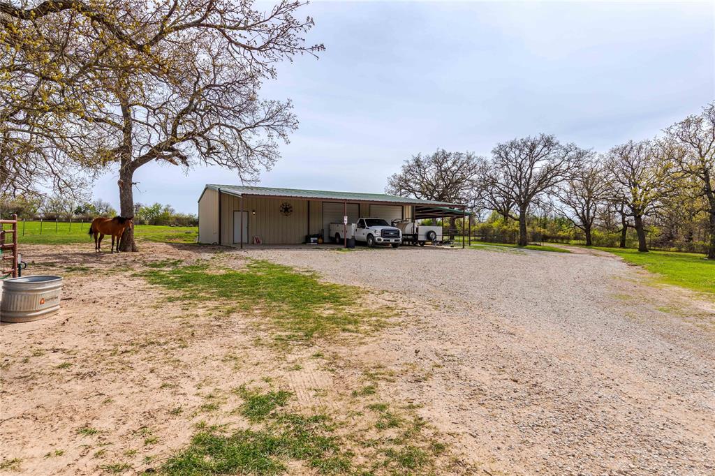 318 E Lone Star Road Property Photo 32