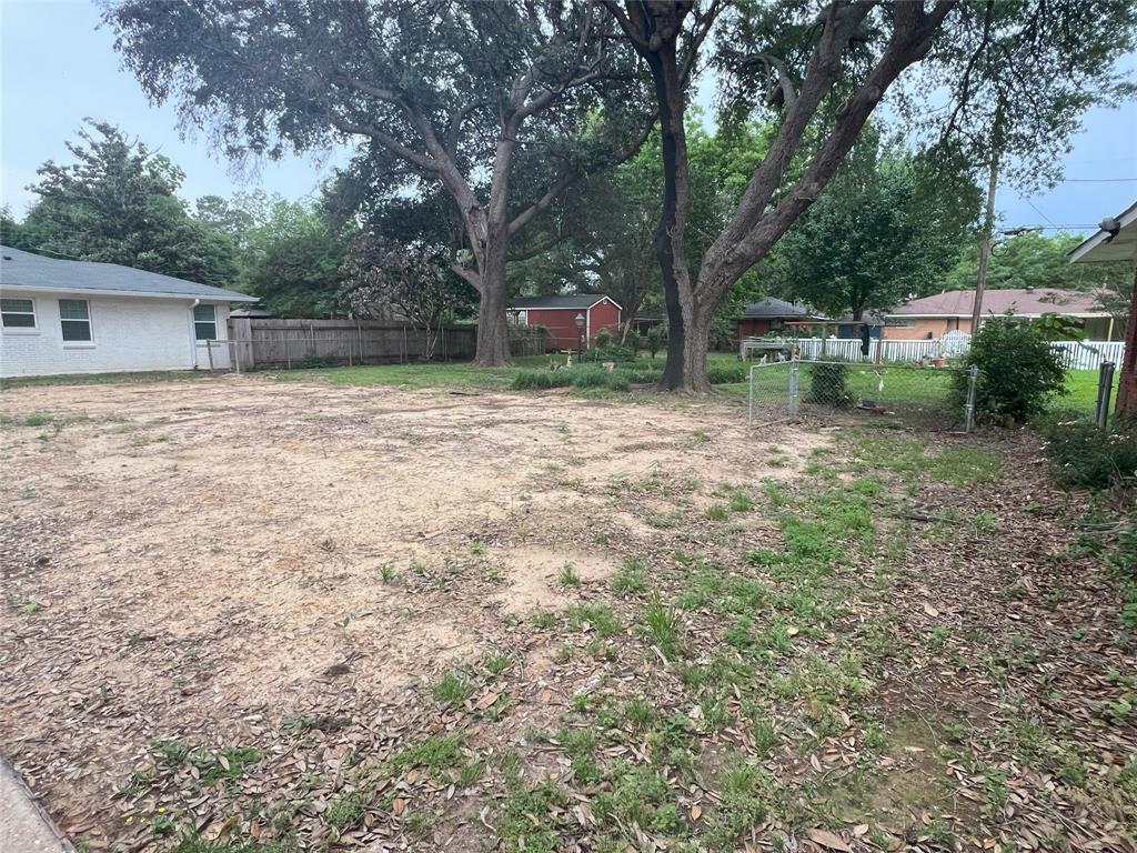 4622 Tibbs Street Property Photo 5