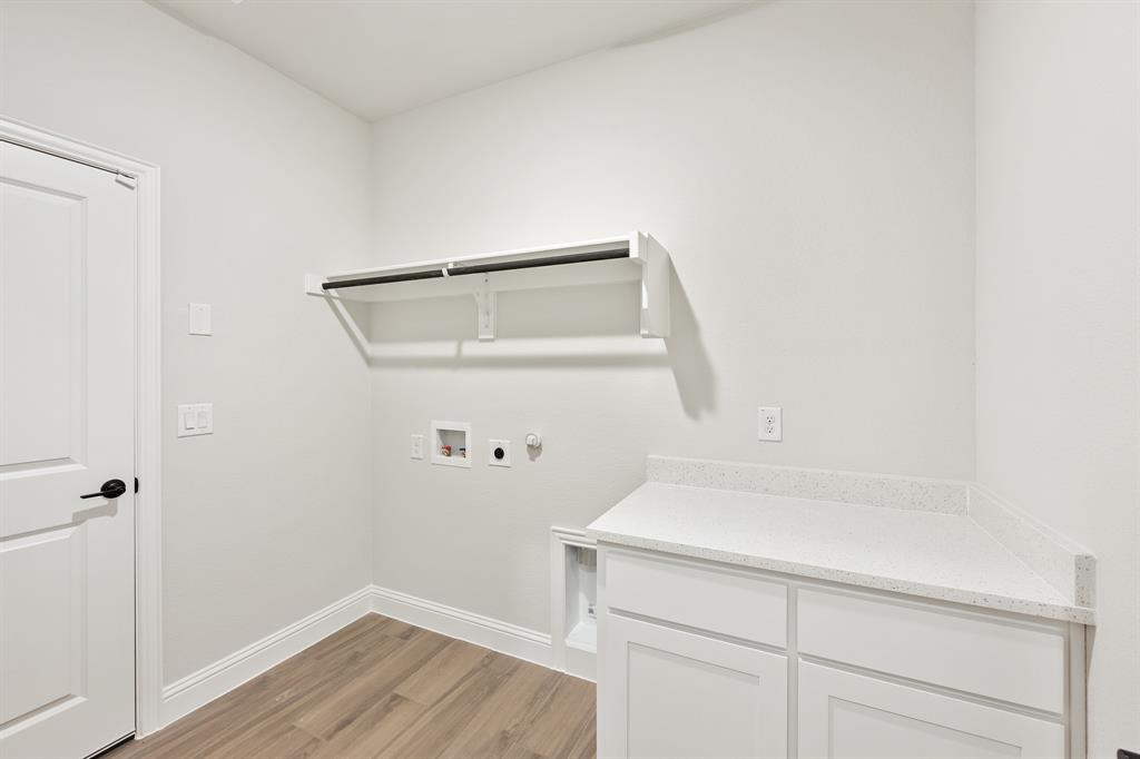 2316 Saint Andrews Way Property Photo 9