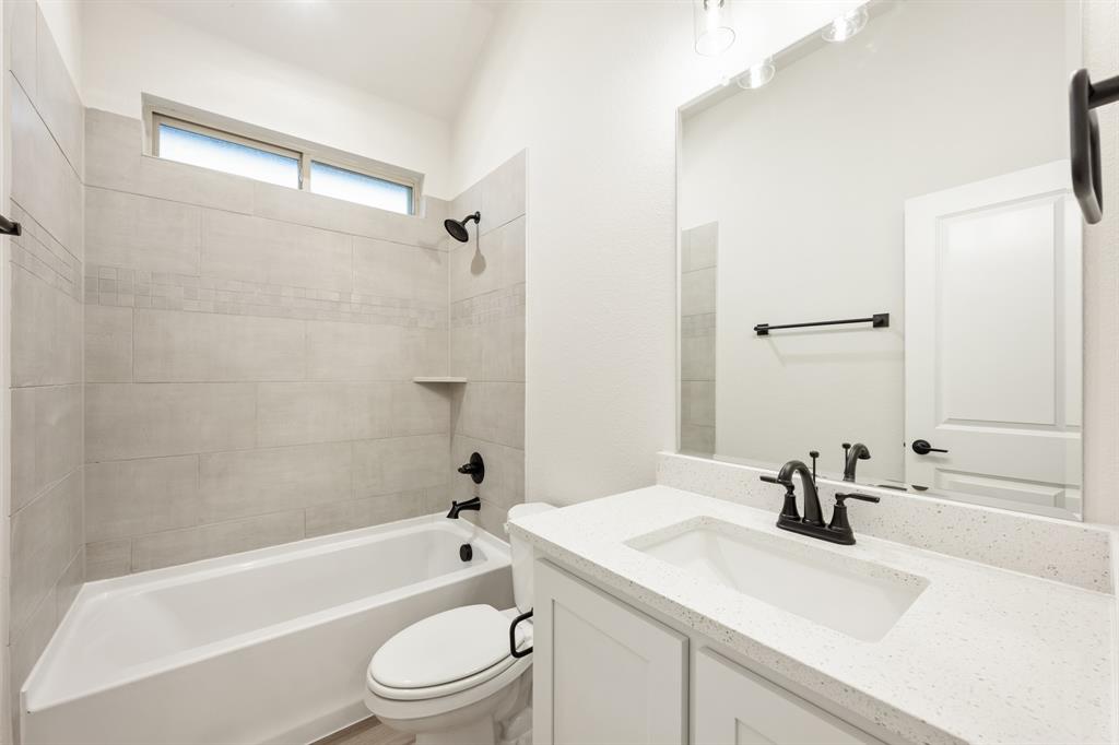 2316 Saint Andrews Way Property Photo 14
