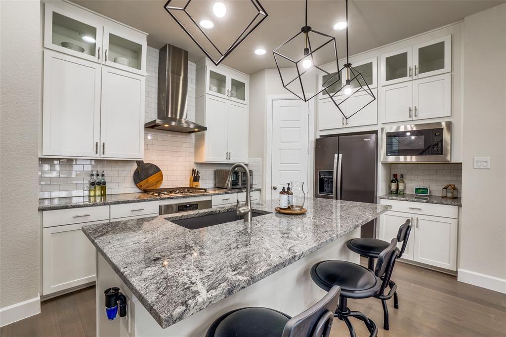 5823 Callisto Court Property Photo 11