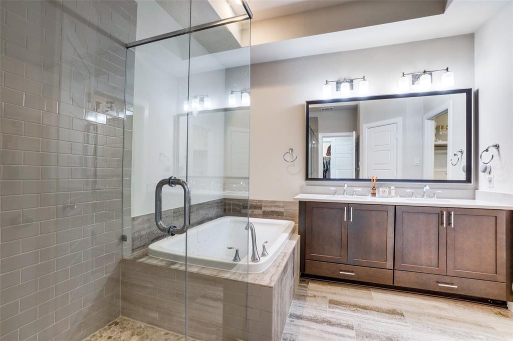 5823 Callisto Court Property Photo 20