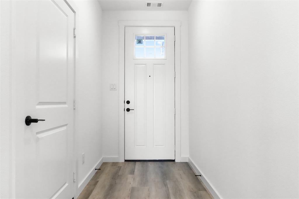 714 Tower Road Property Photo 4