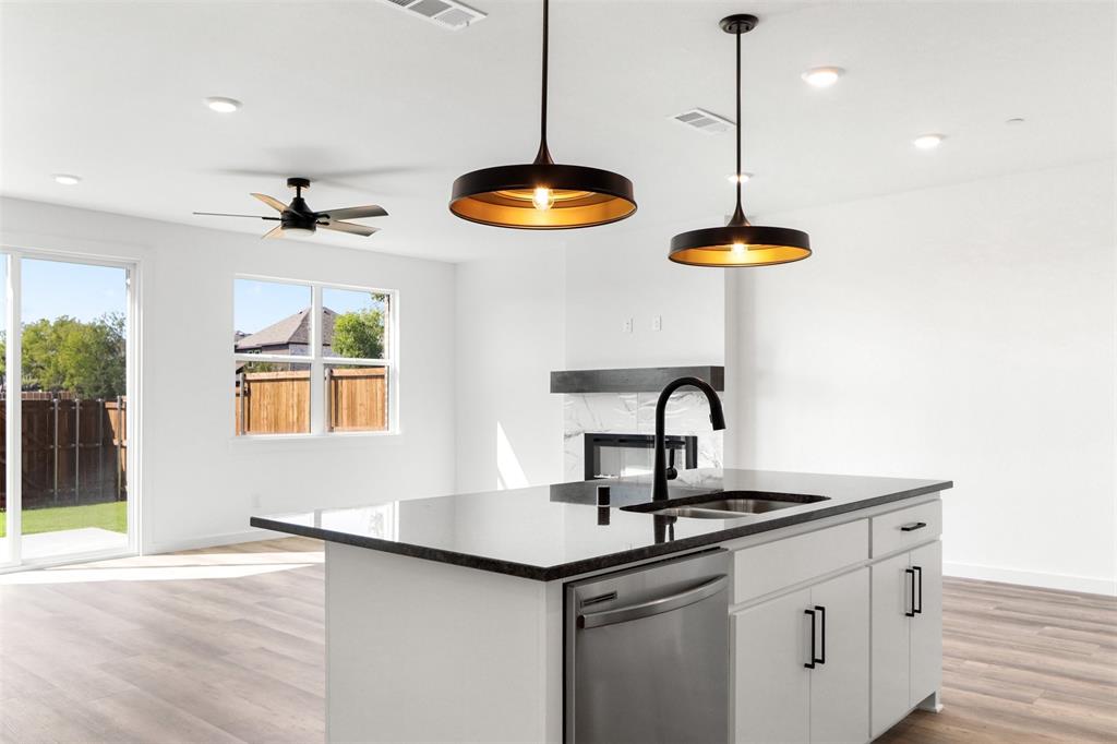 714 Tower Road Property Photo 12