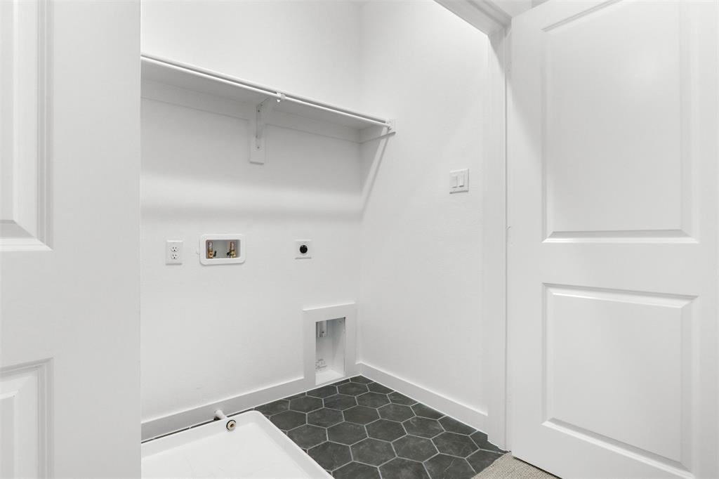714 Tower Road Property Photo 26