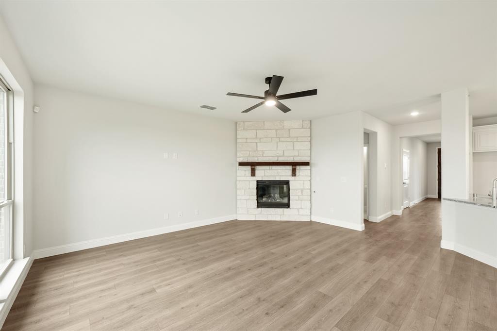 2304 Saint Andrews Way Property Photo 18