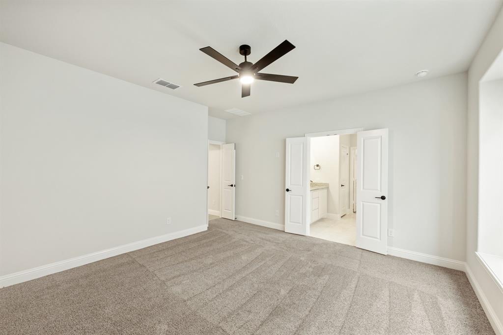 2304 Saint Andrews Way Property Photo 21