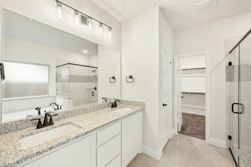 2304 Saint Andrews Way Property Photo 22