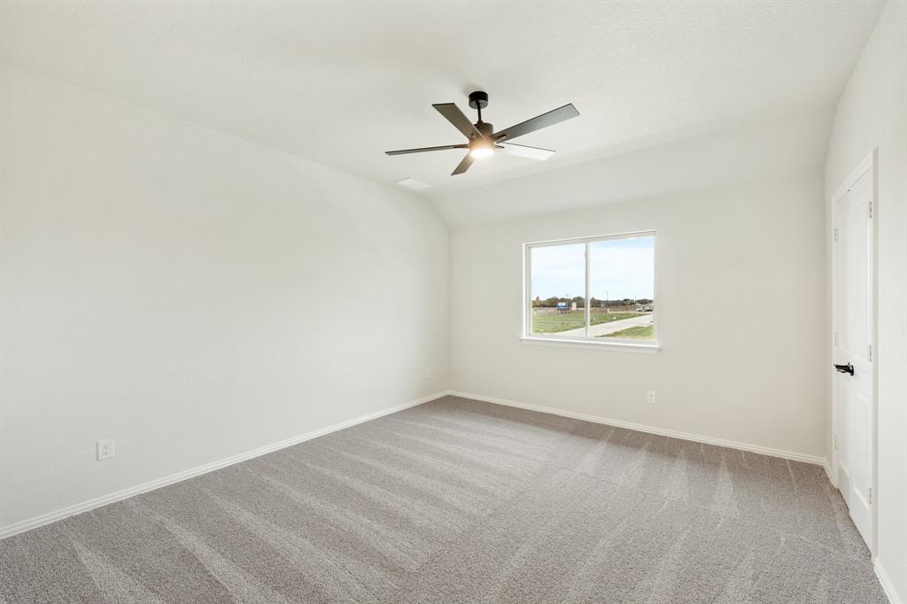 2304 Saint Andrews Way Property Photo 35