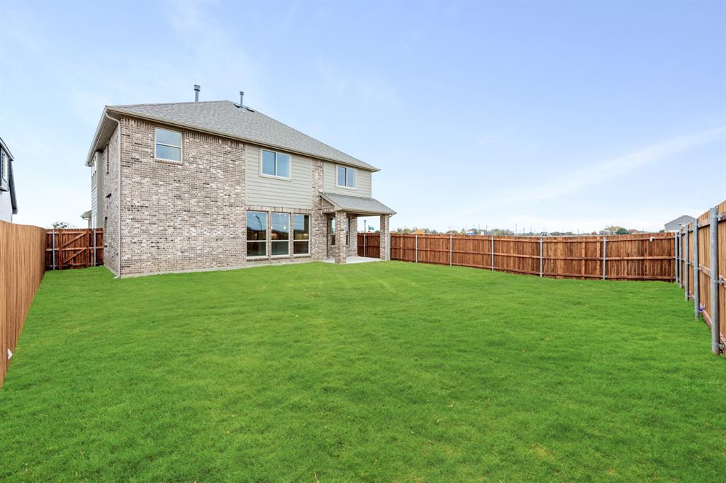 2304 Saint Andrews Way Property Photo 39