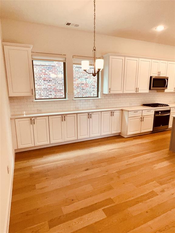 17577 Sequoia Drive Property Photo 8