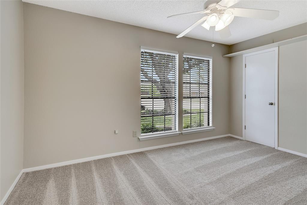 324 Gloria Street Property Photo 22