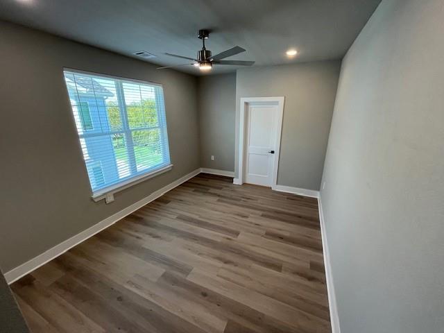 525 W Collins Street Property Photo 35