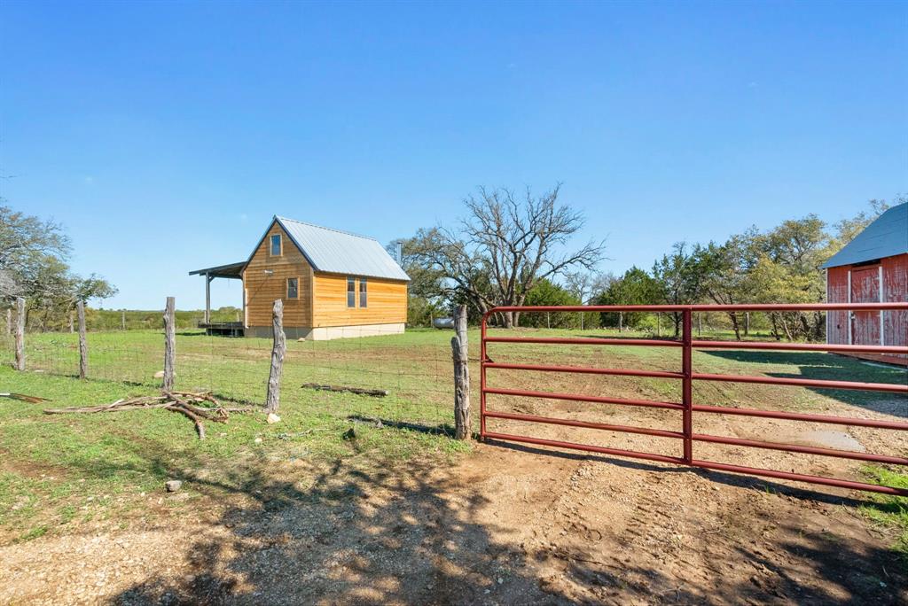 Xxx County Road 1012 Property Photo 8