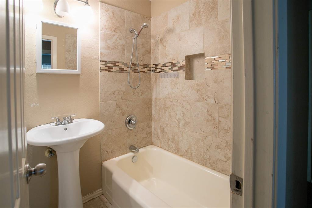 1410 Highland Street Property Photo 9