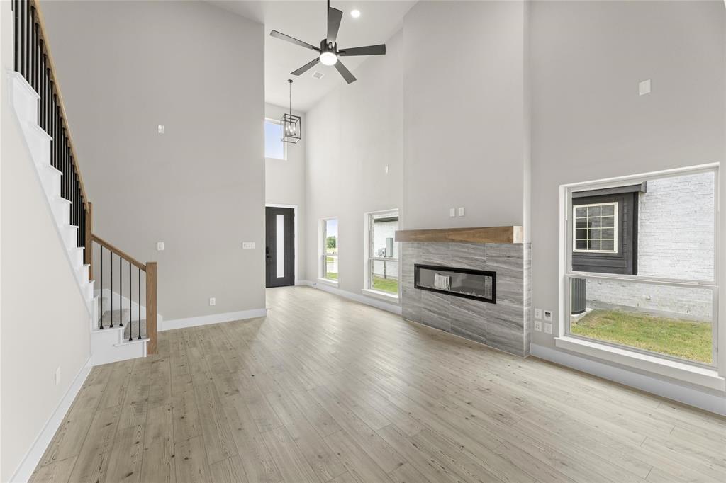 3108 Summer Rain Lane Property Photo 8