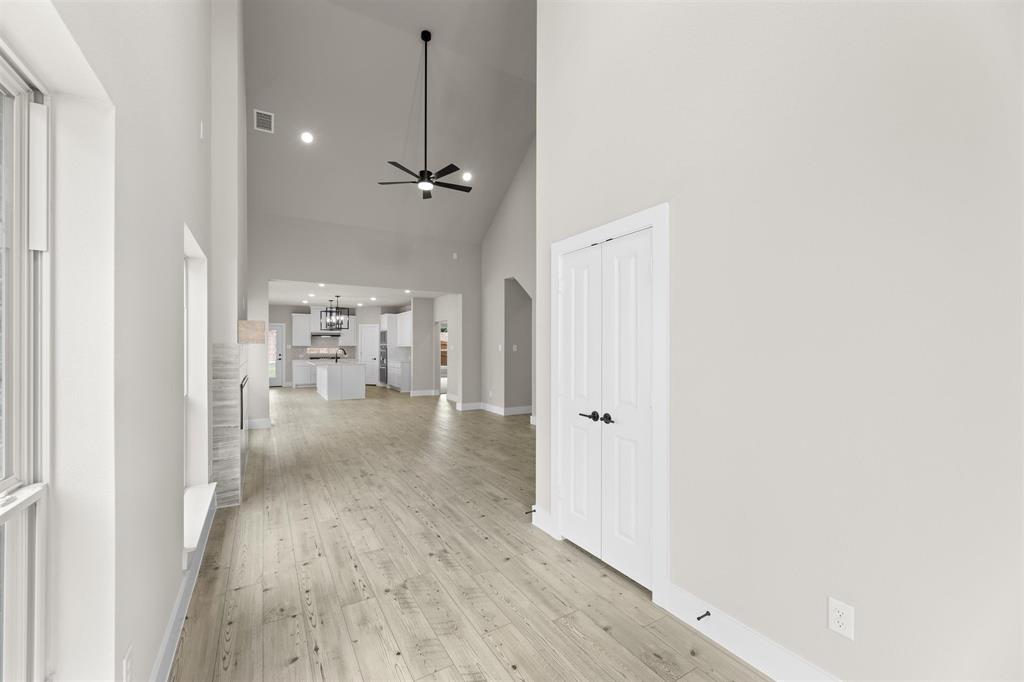 3108 Summer Rain Lane Property Photo 8