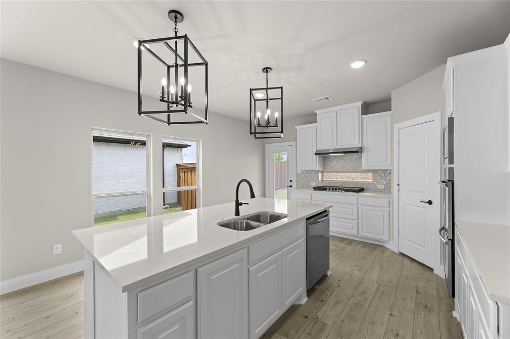 3108 Summer Rain Lane Property Photo 14