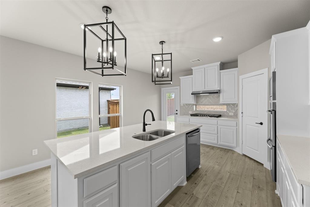 3108 Summer Rain Lane Property Photo 14