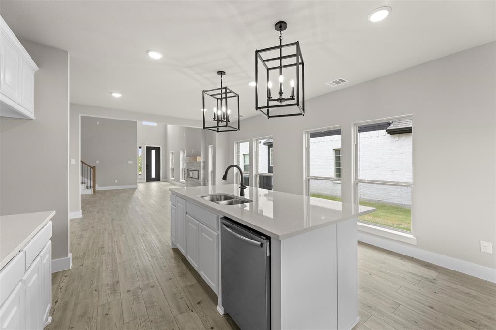 3108 Summer Rain Lane Property Photo 15