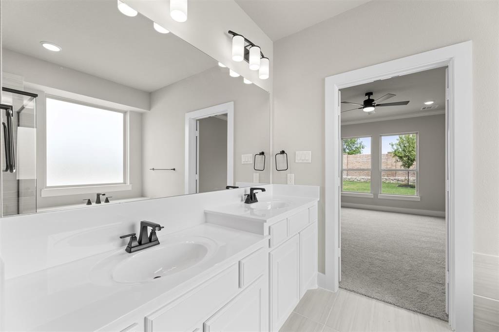 3108 Summer Rain Lane Property Photo 21