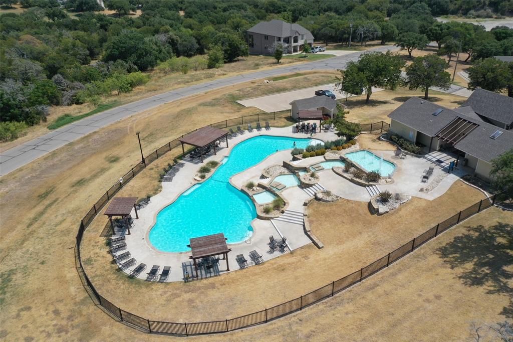 1684 Creekside Court Property Photo 18