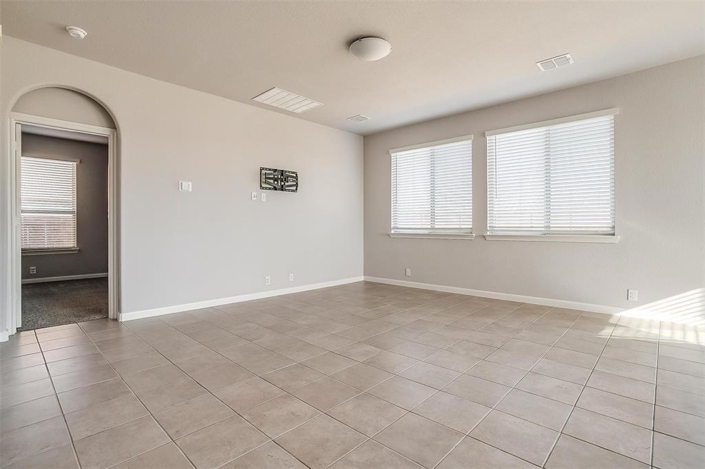 10501 Beacon Ridge Drive Property Photo 7