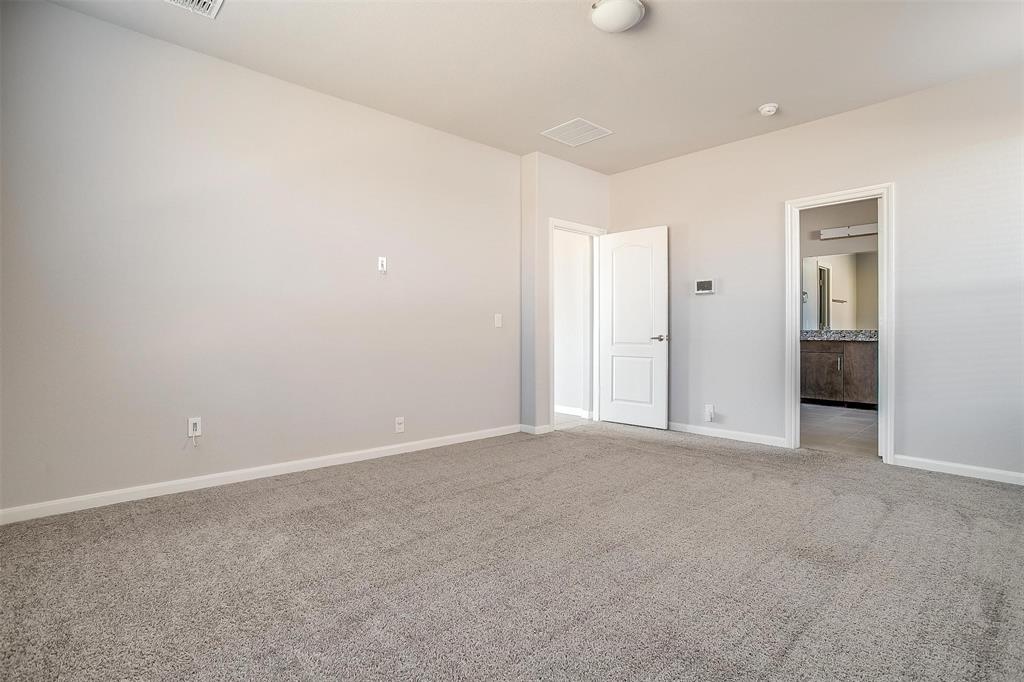 10501 Beacon Ridge Drive Property Photo 19