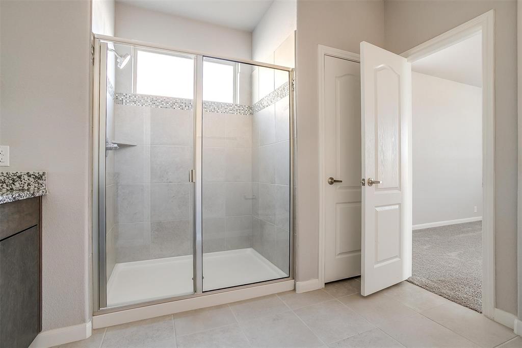10501 Beacon Ridge Drive Property Photo 22