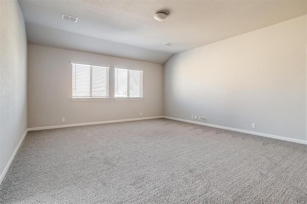10501 Beacon Ridge Drive Property Photo 23