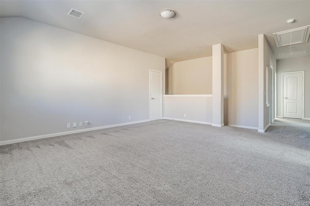 10501 Beacon Ridge Drive Property Photo 24