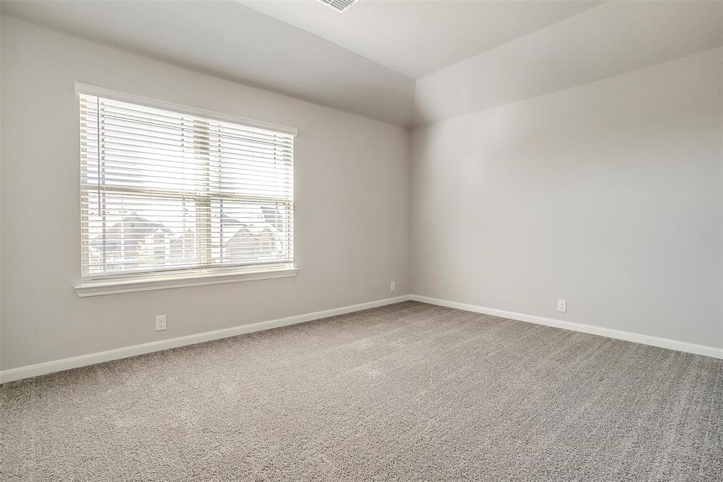 10501 Beacon Ridge Drive Property Photo 25