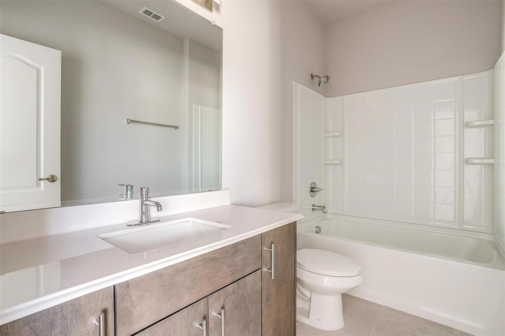 10501 Beacon Ridge Drive Property Photo 27