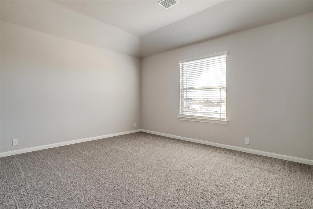 10501 Beacon Ridge Drive Property Photo 28