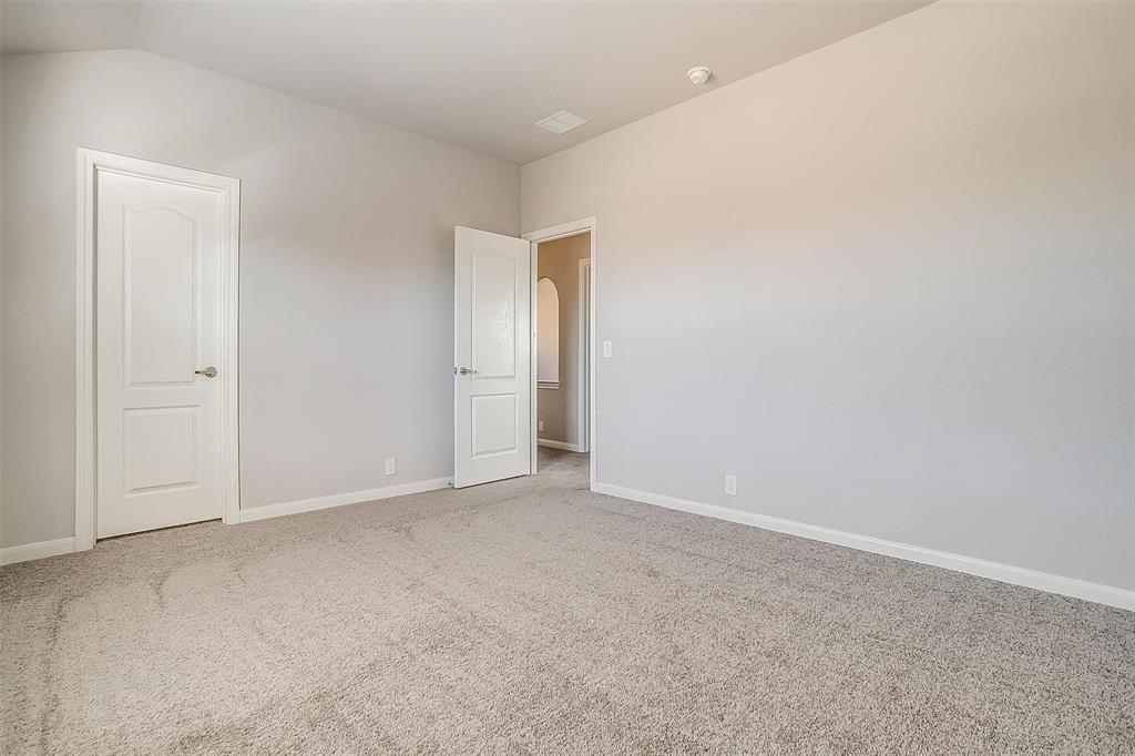 10501 Beacon Ridge Drive Property Photo 29