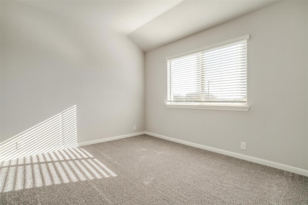 10501 Beacon Ridge Drive Property Photo 30