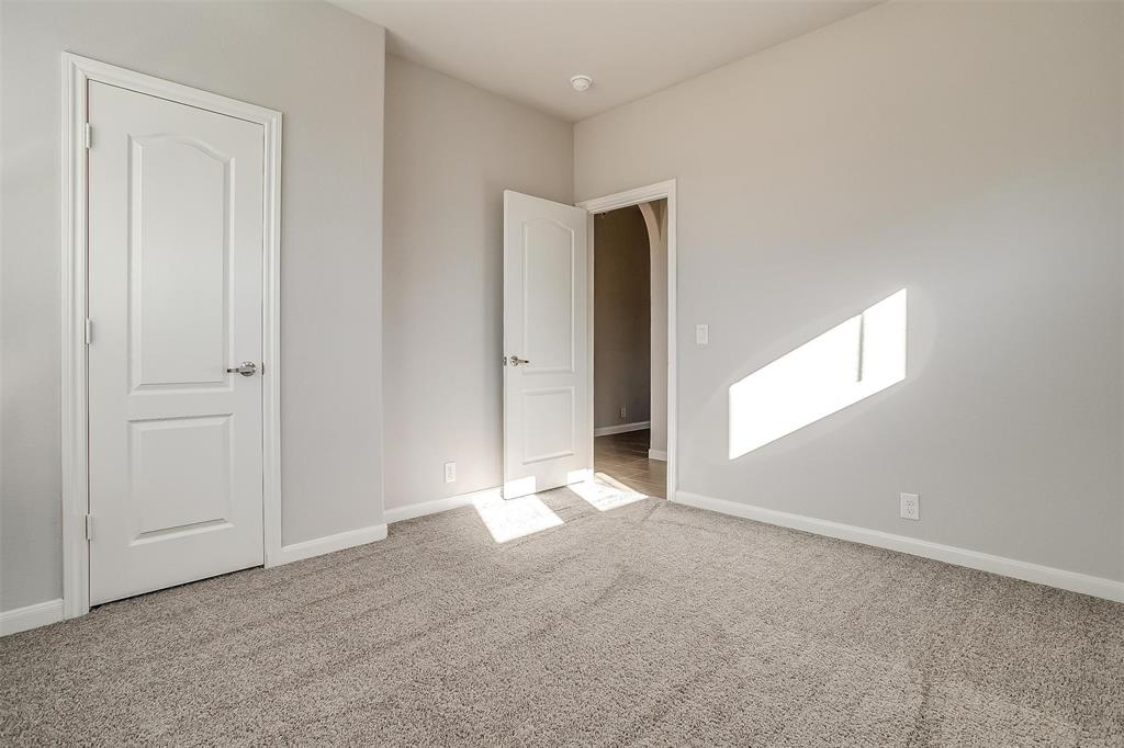 10501 Beacon Ridge Drive Property Photo 34