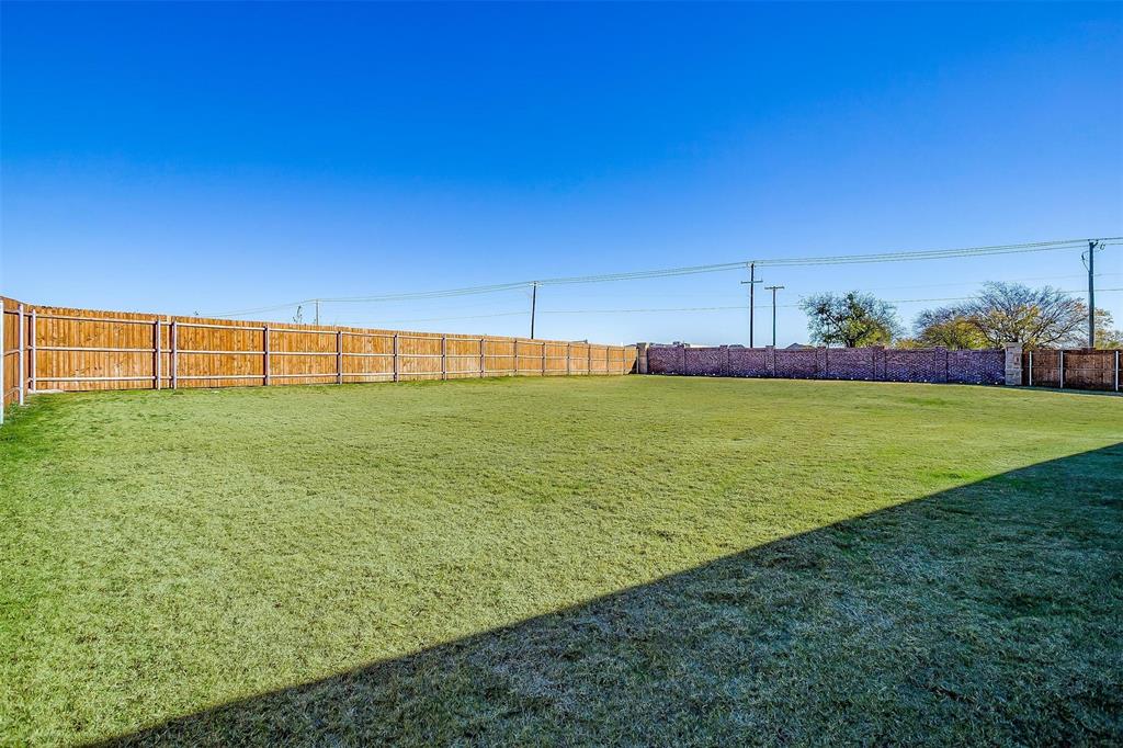 10501 Beacon Ridge Drive Property Photo 40