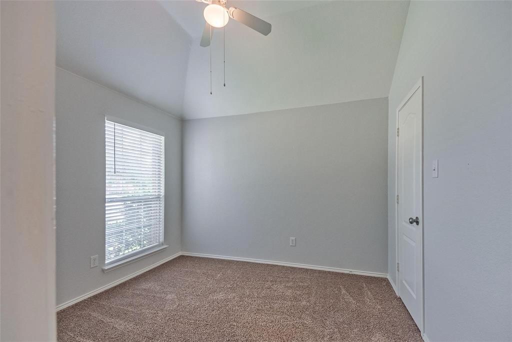 6013 Sidney Lane Property Photo 9