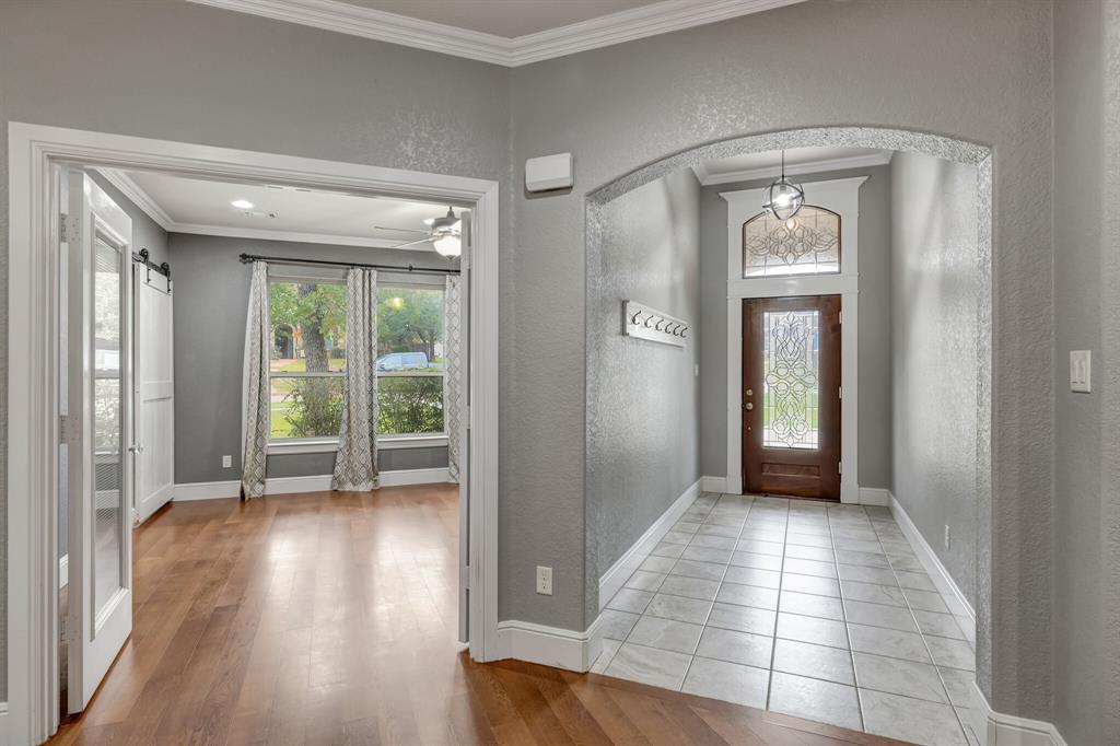 1420 Briar Crossing Drive Property Photo 4