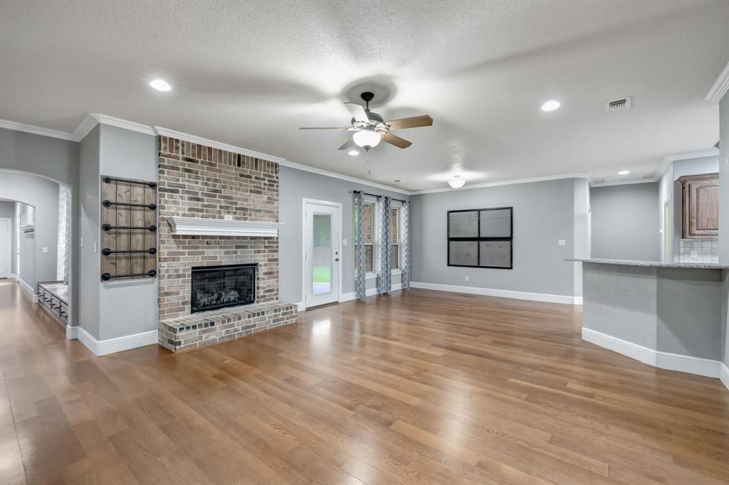 1420 Briar Crossing Drive Property Photo 5
