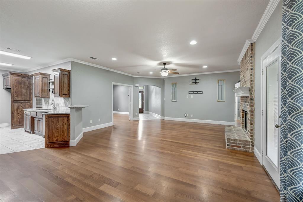 1420 Briar Crossing Drive Property Photo 7