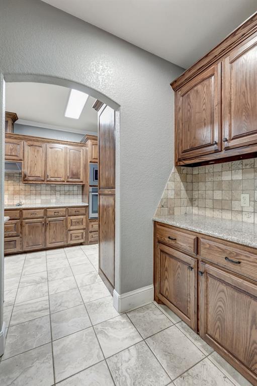 1420 Briar Crossing Drive Property Photo 10