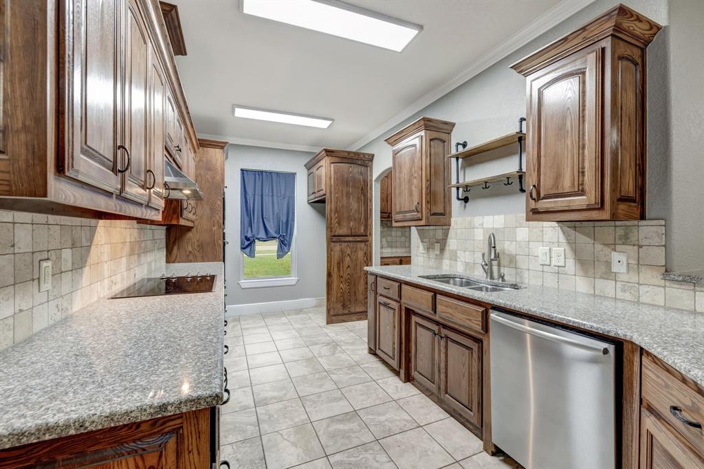 1420 Briar Crossing Drive Property Photo 11