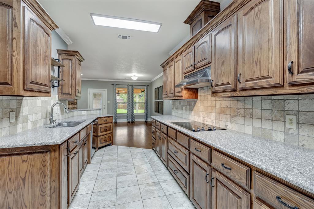 1420 Briar Crossing Drive Property Photo 13