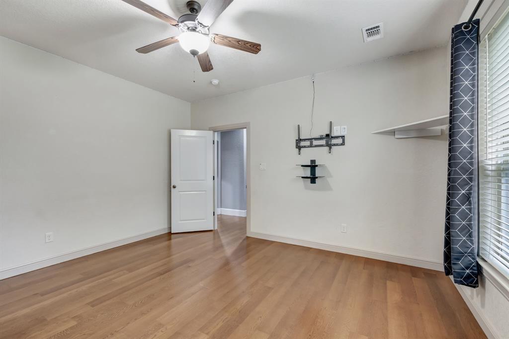 1420 Briar Crossing Drive Property Photo 23