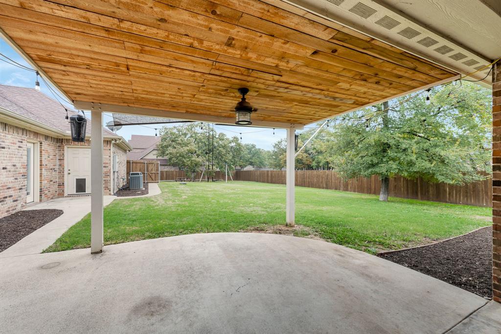 1420 Briar Crossing Drive Property Photo 28